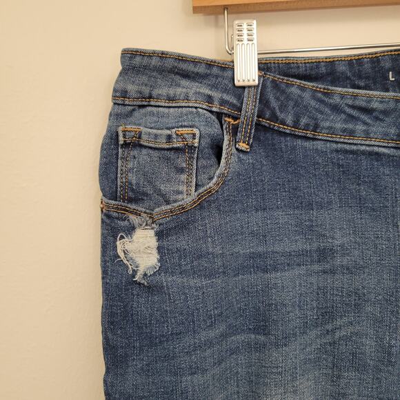 Old Navy Rockstar Jeans 18 Distressed - Picture 6 of 11
